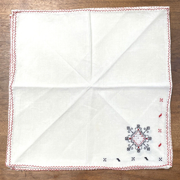 Vintage Set of 8 Cloth Napkins Creamy White Cotton Red Black Embroidery Cutwork - Picture 2 of 7